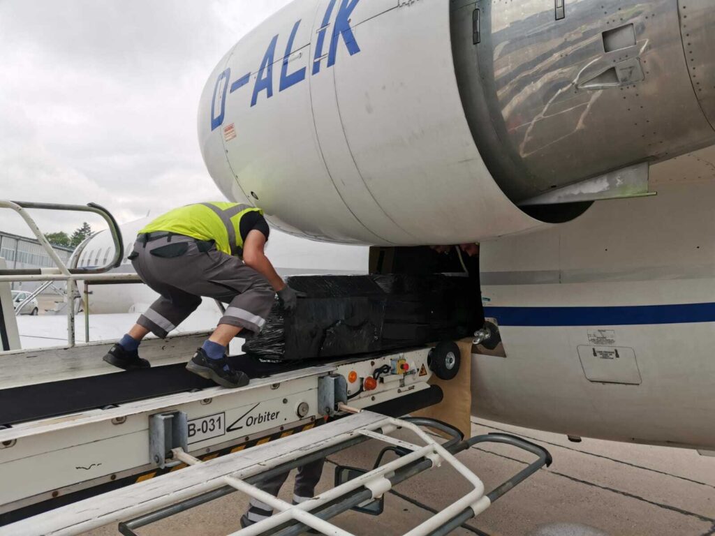 Technology and Modern Facilities Used in Dead Body Transport Services in Mumbai
