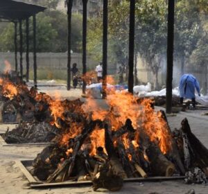 Managing Traditional Funeral Arrangements With Care in Delhi